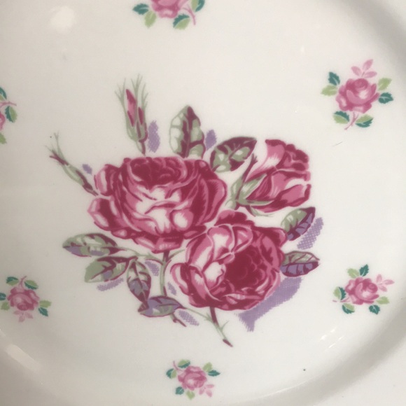 Vintage Royal Stafford Tudor Rose Dinner Plates England Set Of 2 - Picture 4 of 10